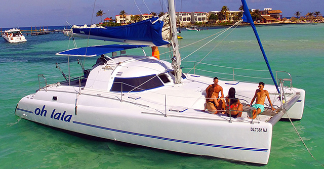 Lagoon 52 Floramye- CREWED